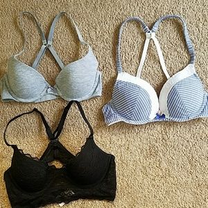 Bundle of 3 Victoria Secret Bra 32B And XS